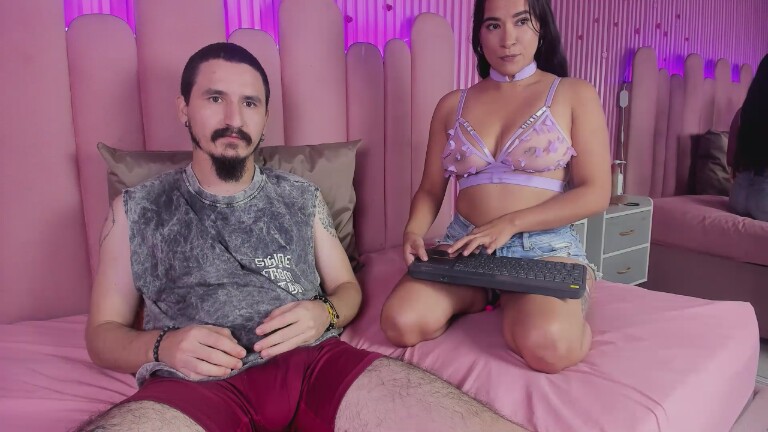 EmmaSuarez's Streamate show and profile