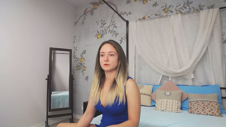 BELLAAH's Streamate show and profile