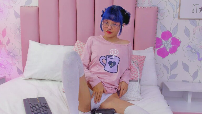 HikaryMiyamoto's Streamate show and profile