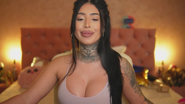 AARISS's Streamate show and profile