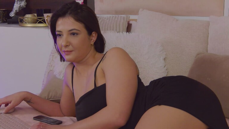 BrianaKennedi's Streamate show and profile