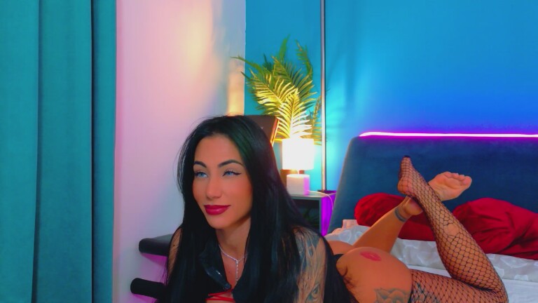 Hazzell's Streamate show and profile