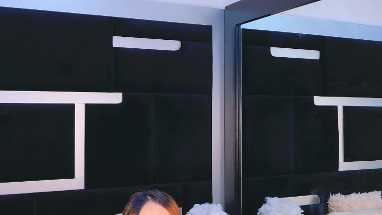 AlanaFerrara's Streamate show and profile