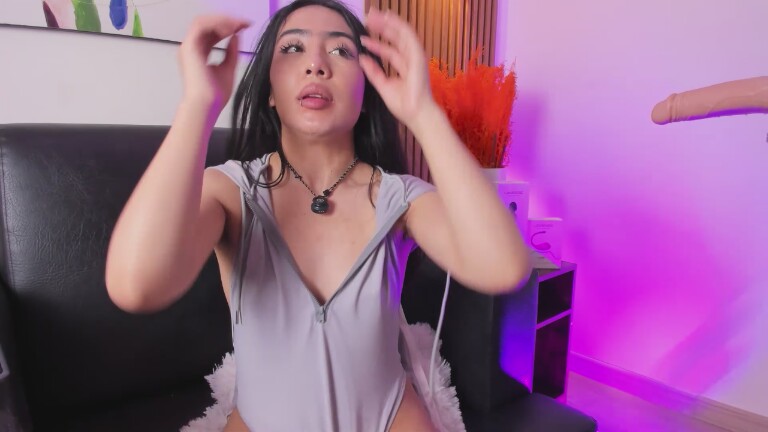 ValeCute's Streamate show and profile